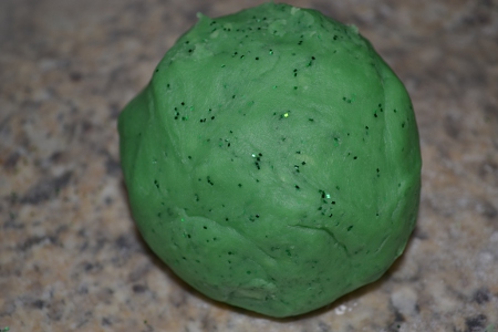 Found it on Pinterest: The Great Playdough Throwdown, Part One