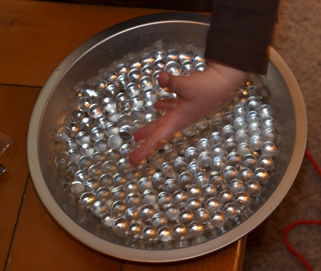 water beads sensory play